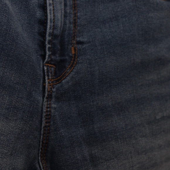 OLD NAVY Rockstar Mid-Rise Distressed Raw Hem Jeans Stretch Denim Knee Holes 8 - Picture 8 of 12